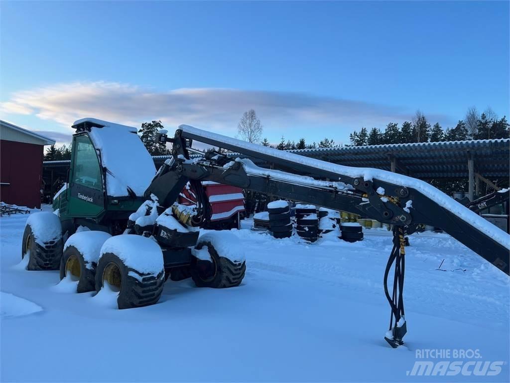 Timberjack 1070 收割机