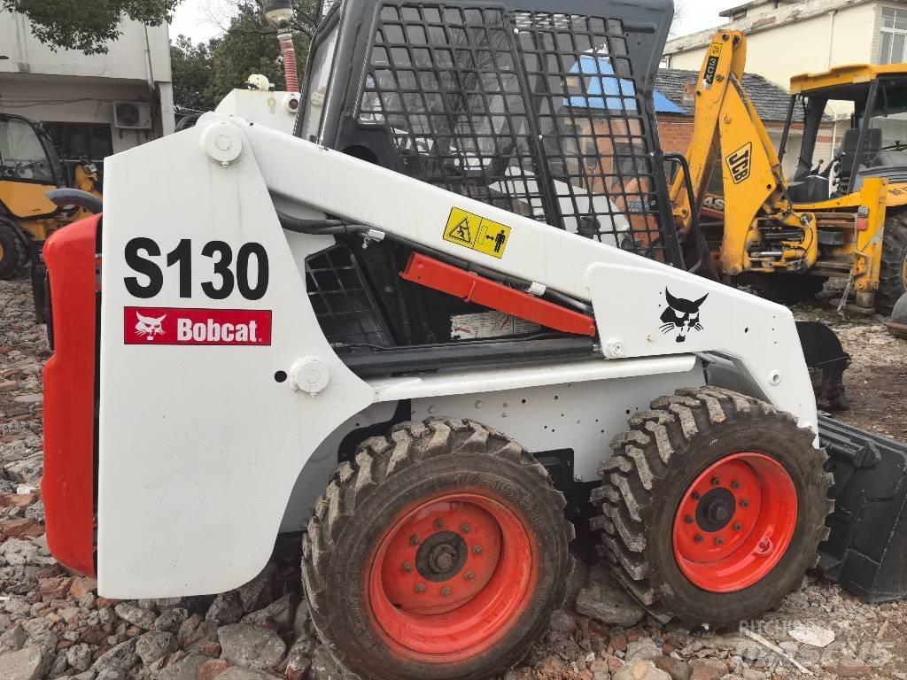 Bobcat S 130 滑移装载机