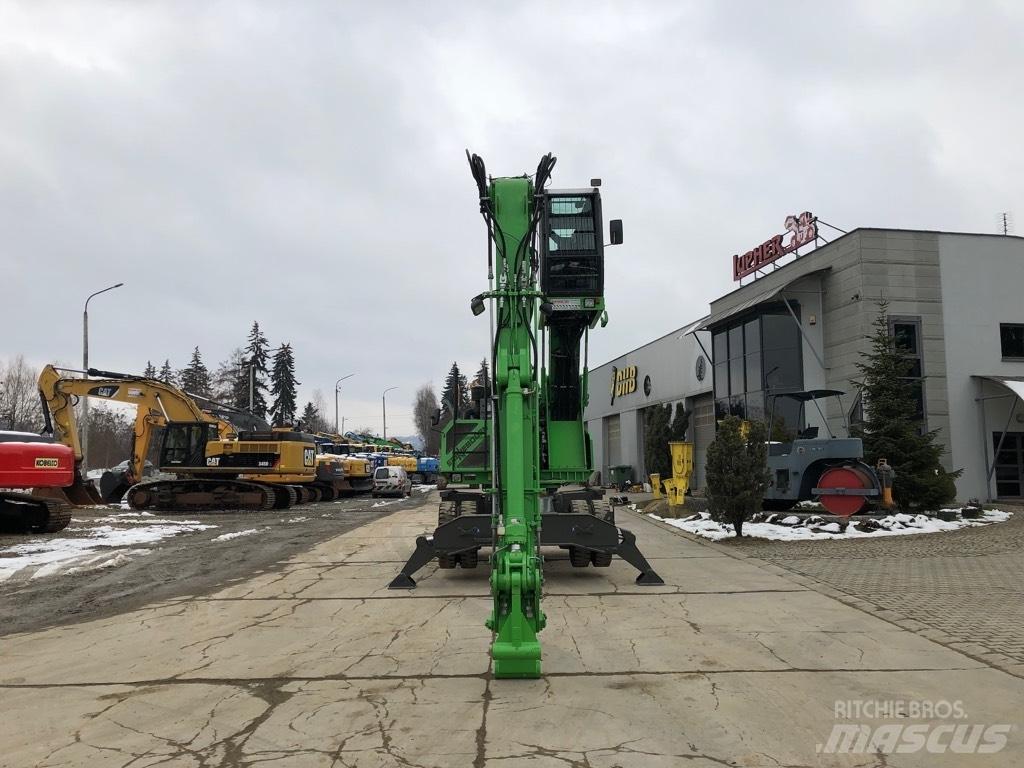 Sennebogen 821 工业挖掘机