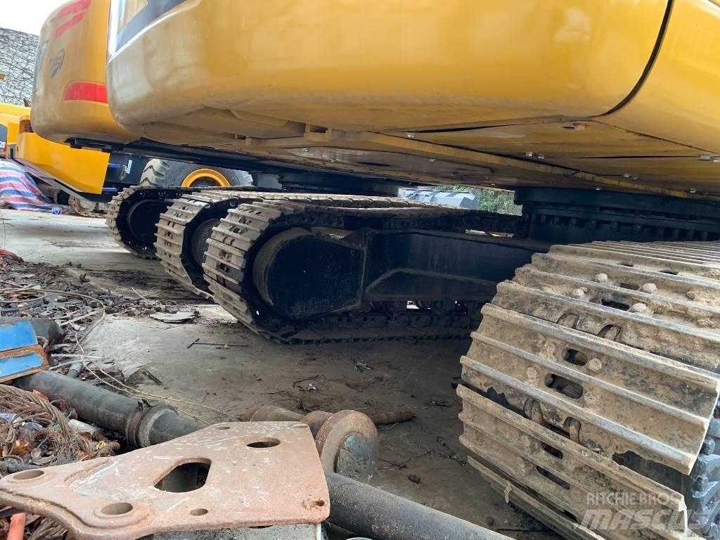 CAT 320D2 履带挖掘机