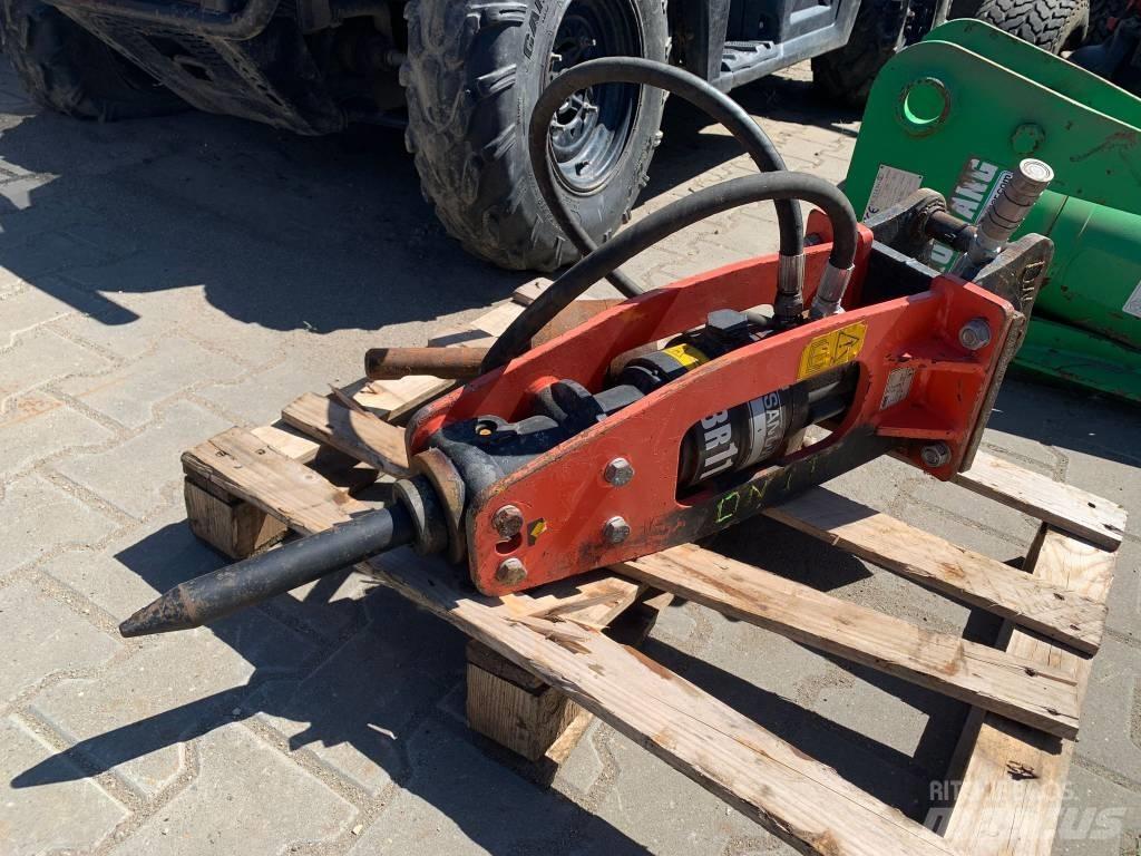 Sandvik BR111A010 破碎锤