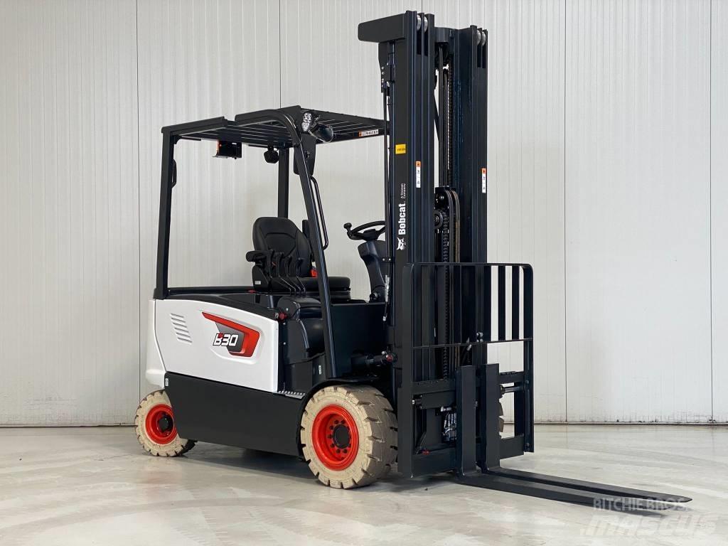 Bobcat B30X-7 PLUS 电动叉车