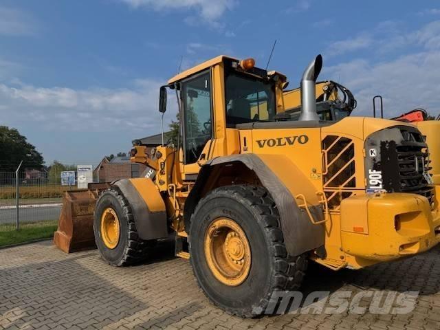 Volvo L 90 F 轮式装载机