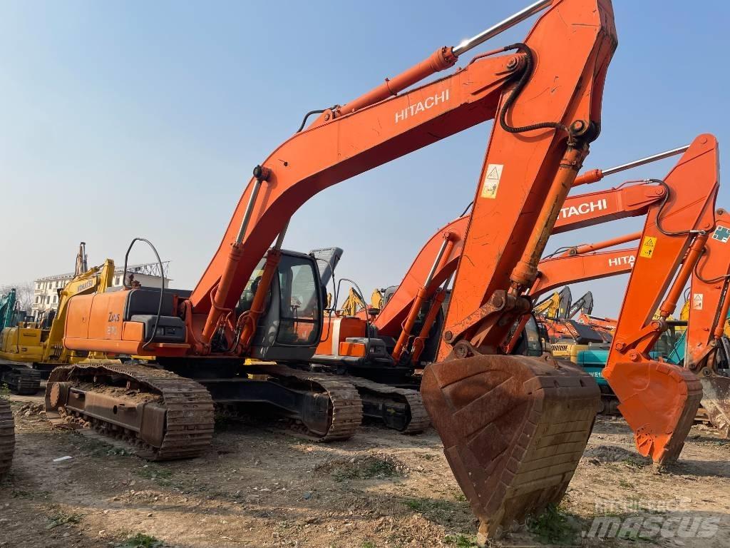 Hitachi ZX 270 履带挖掘机
