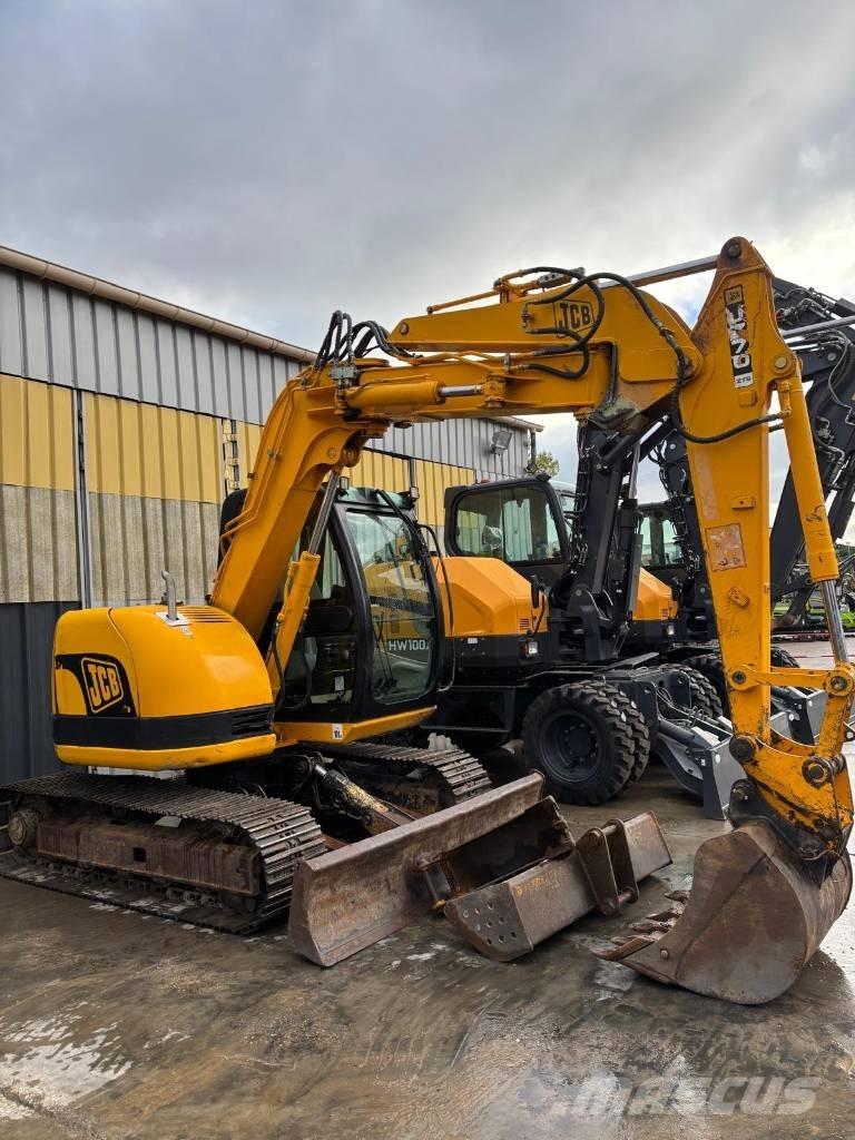 JCB JZ 70 中型挖掘机