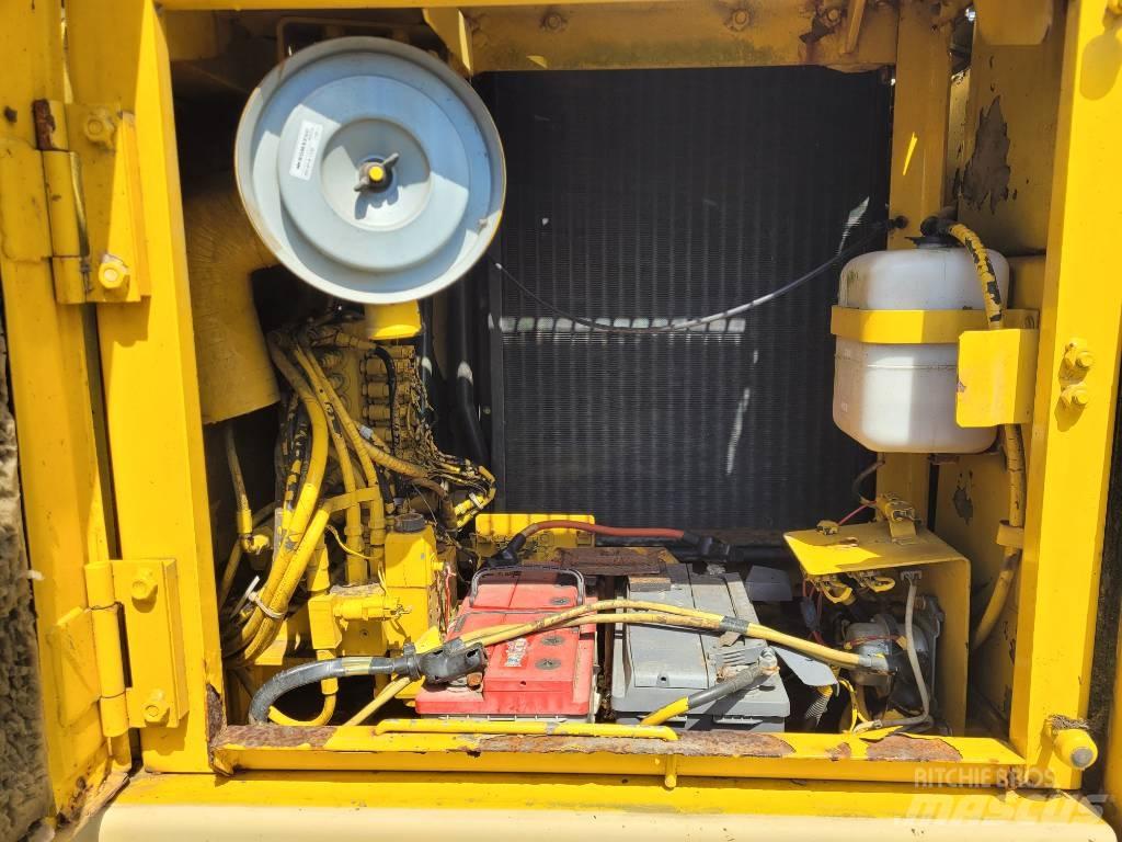 Komatsu PW160 ES-6K 轮式挖掘机