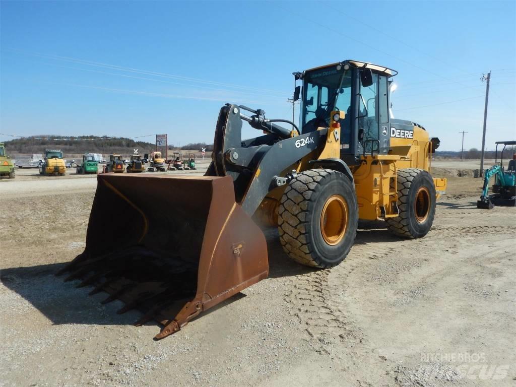 John Deere 624K 轮式装载机