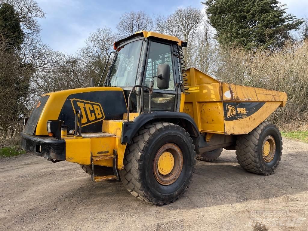 JCB 714 铰接式自卸车