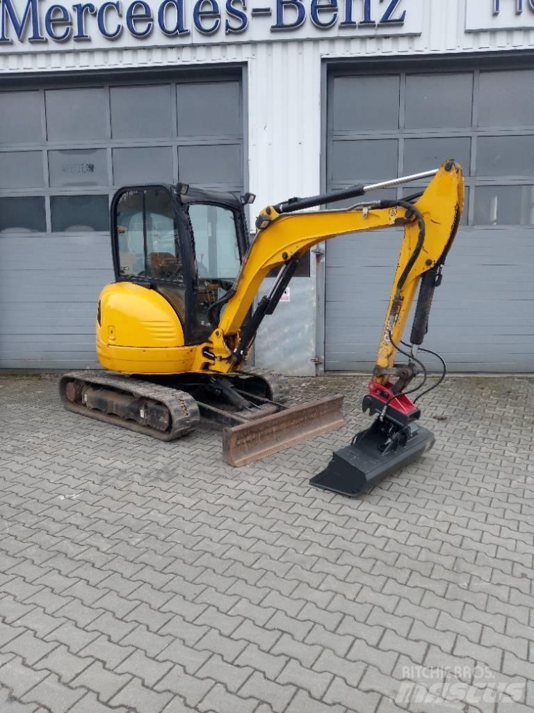 JCB 8030 小型挖掘机