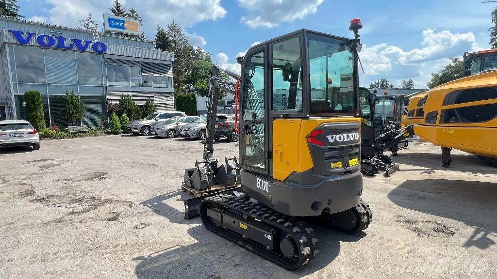Volvo EC 27 D 小型挖掘机
