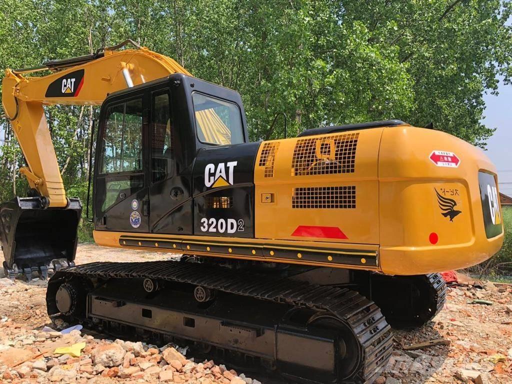 CAT 320D2 履带挖掘机
