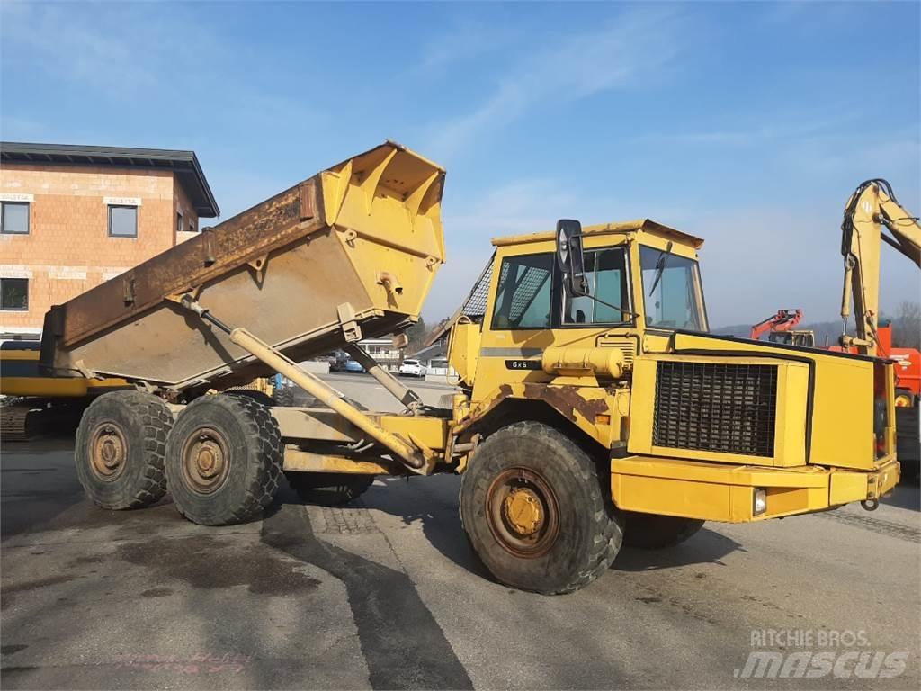 Volvo A25B 6x6 铰接式自卸车