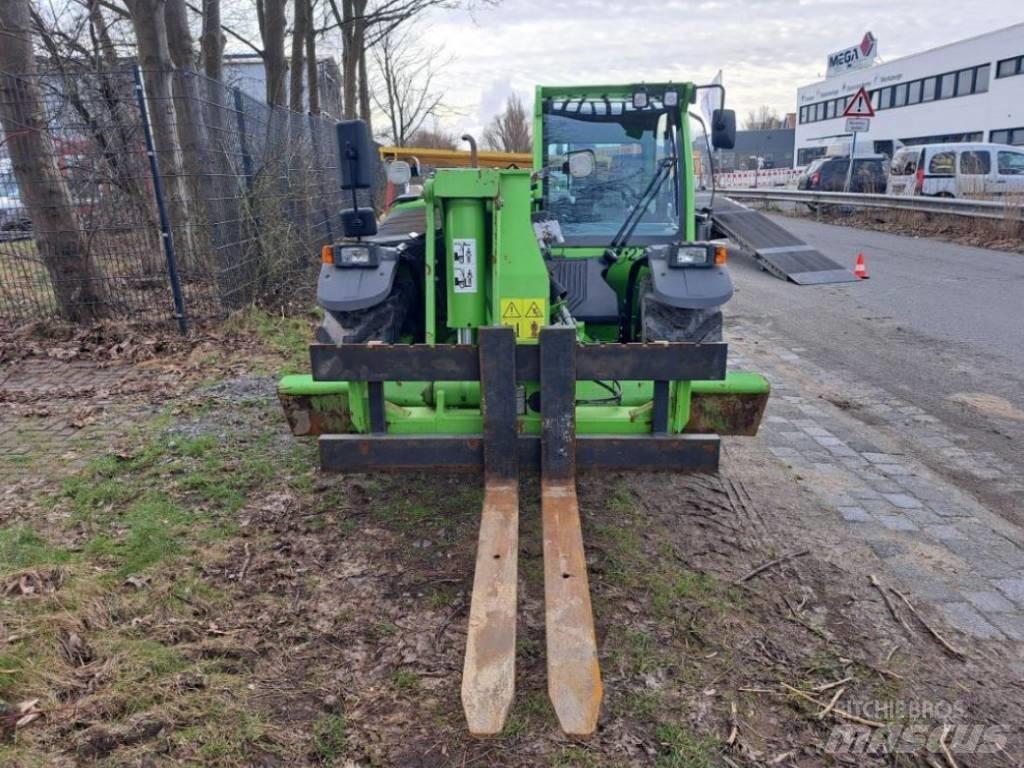 Merlo P30.10 伸缩臂叉装车|叉装车