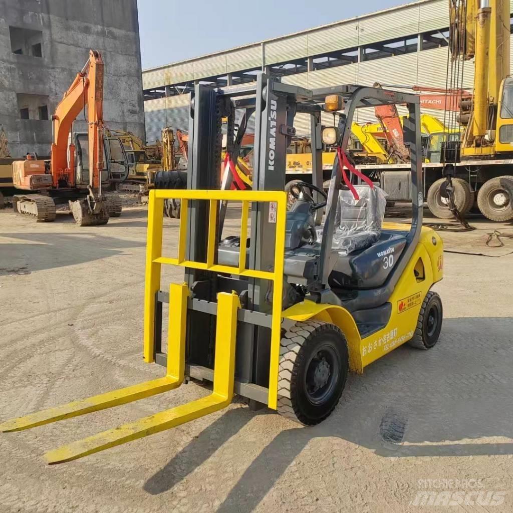 Komatsu FD 30 柴油叉车