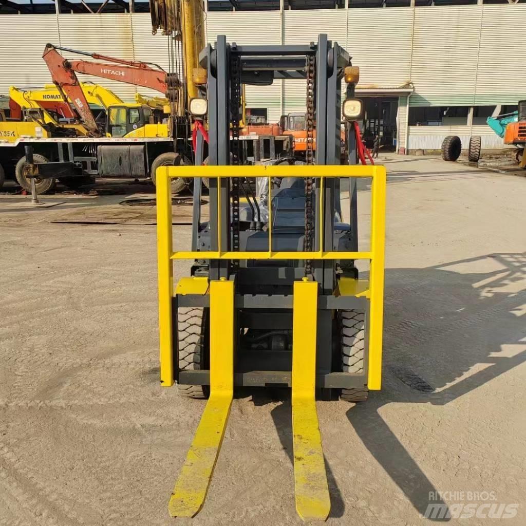 Komatsu FD 30 柴油叉车