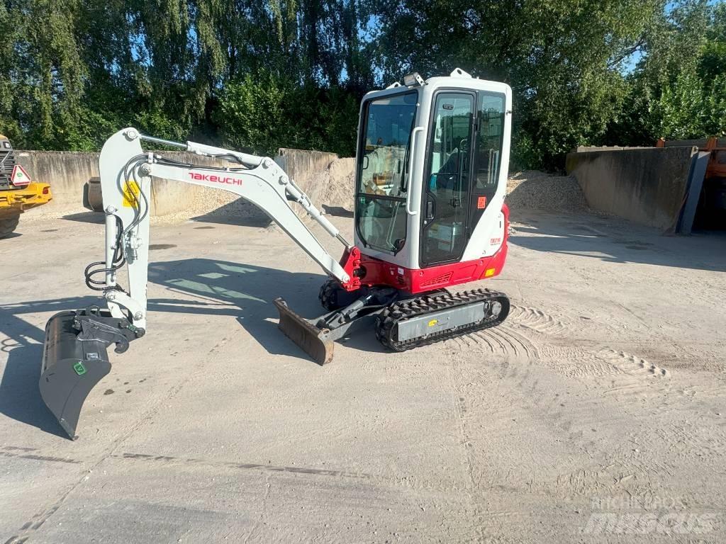 Takeuchi TB 216 小型挖掘机
