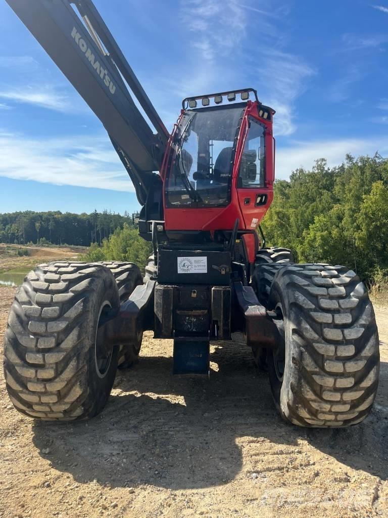 Komatsu 951 收割机