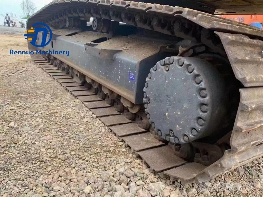 Komatsu PC 220-8 履带挖掘机