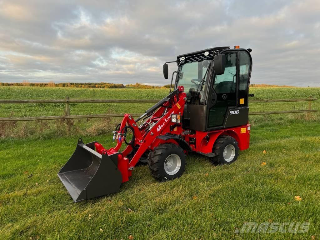  Max Loader 906 小型装载机