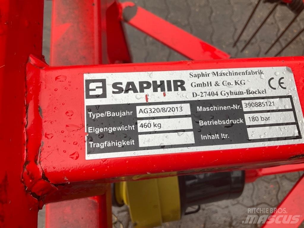 Saphir Ag 320 犁耙和摊草机