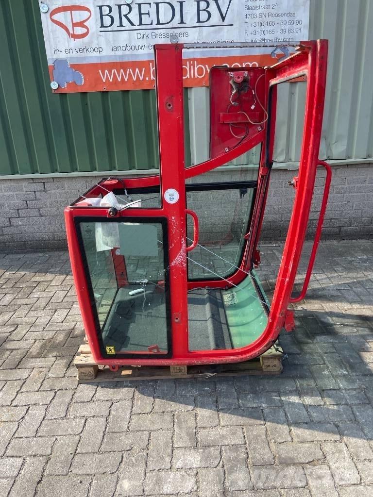 Volvo ECR25D 驾驶室与内部