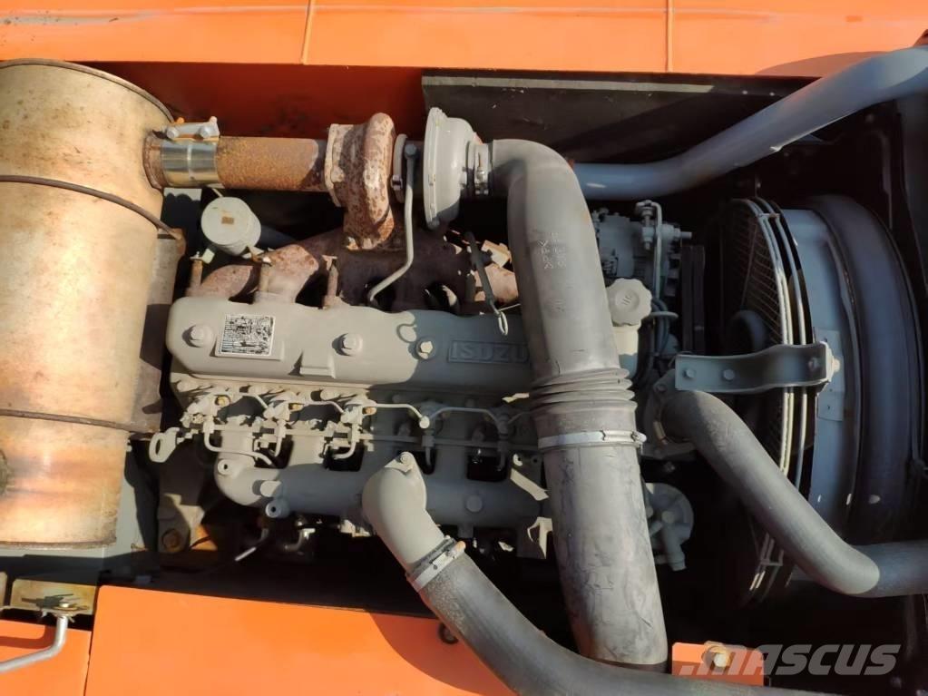 Hitachi Zaxis 210 履带挖掘机