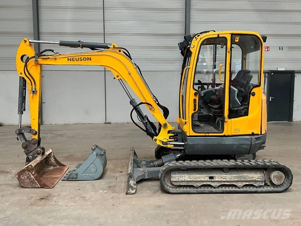 Neuson EZ 38 小型挖掘机