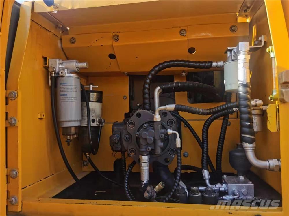 Volvo EC210B 履带挖掘机