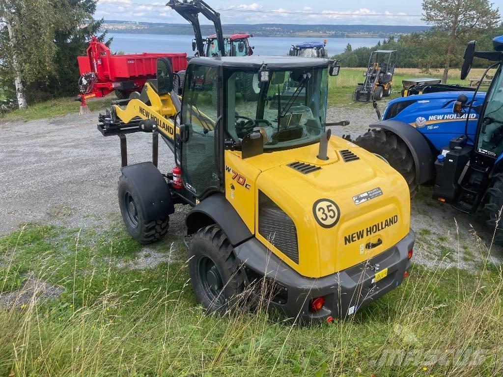 New Holland W70C 轮式装载机