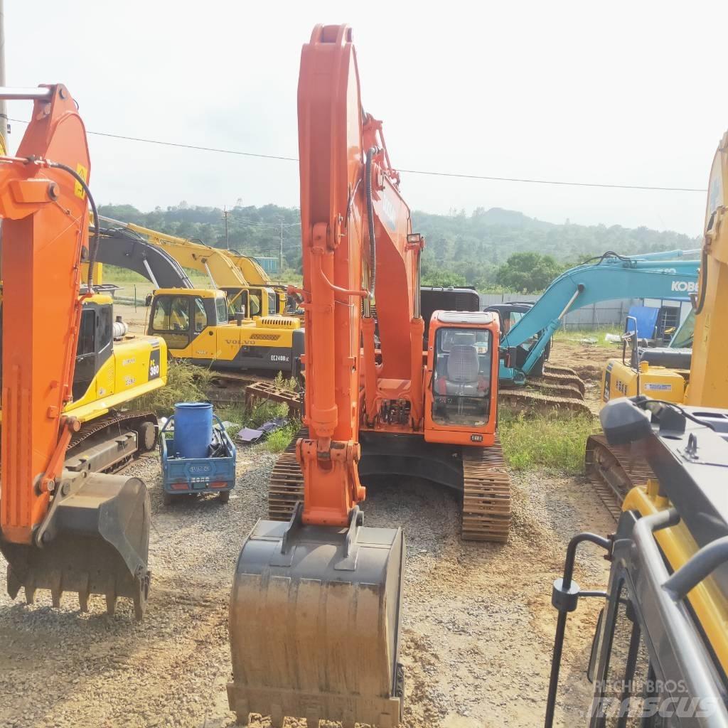 Doosan DX 300 LC 履带挖掘机