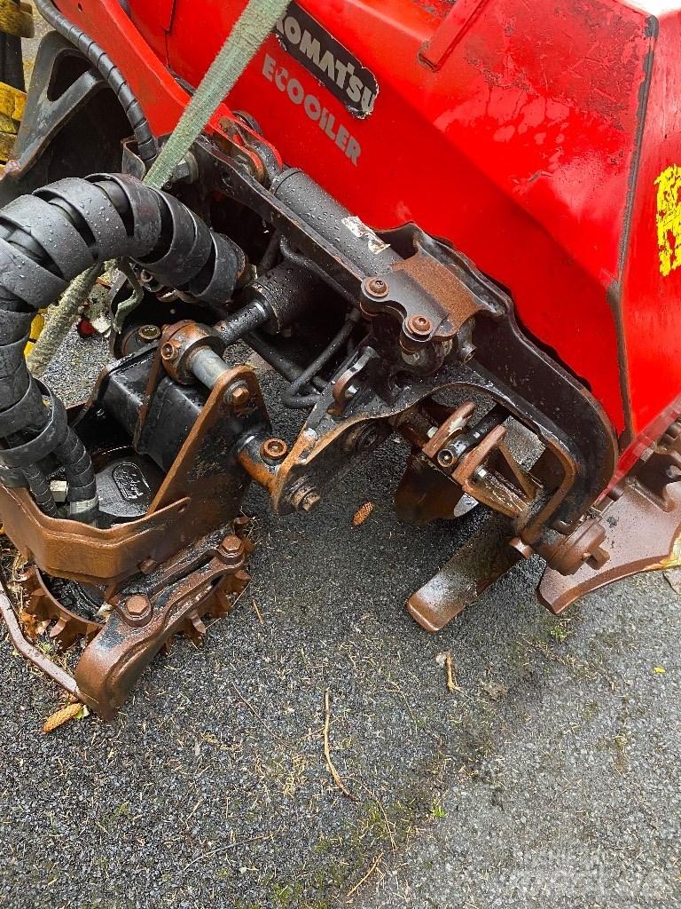 Komatsu C144 收割机机箱