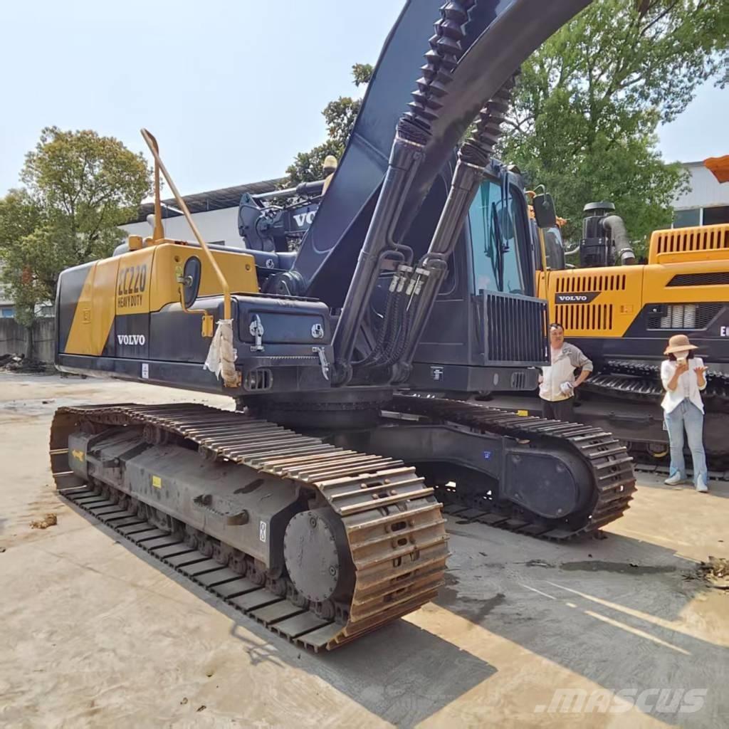 Volvo EC 220 DL 履带挖掘机
