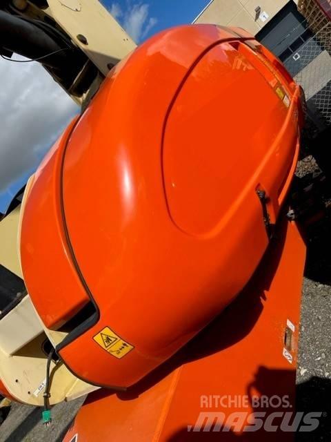JLG 860 SJ 直臂高空工作平台