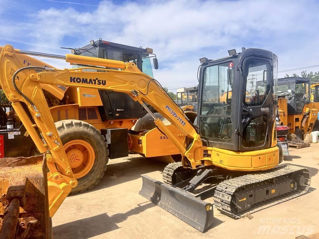 Komatsu PC 35 小型挖掘机