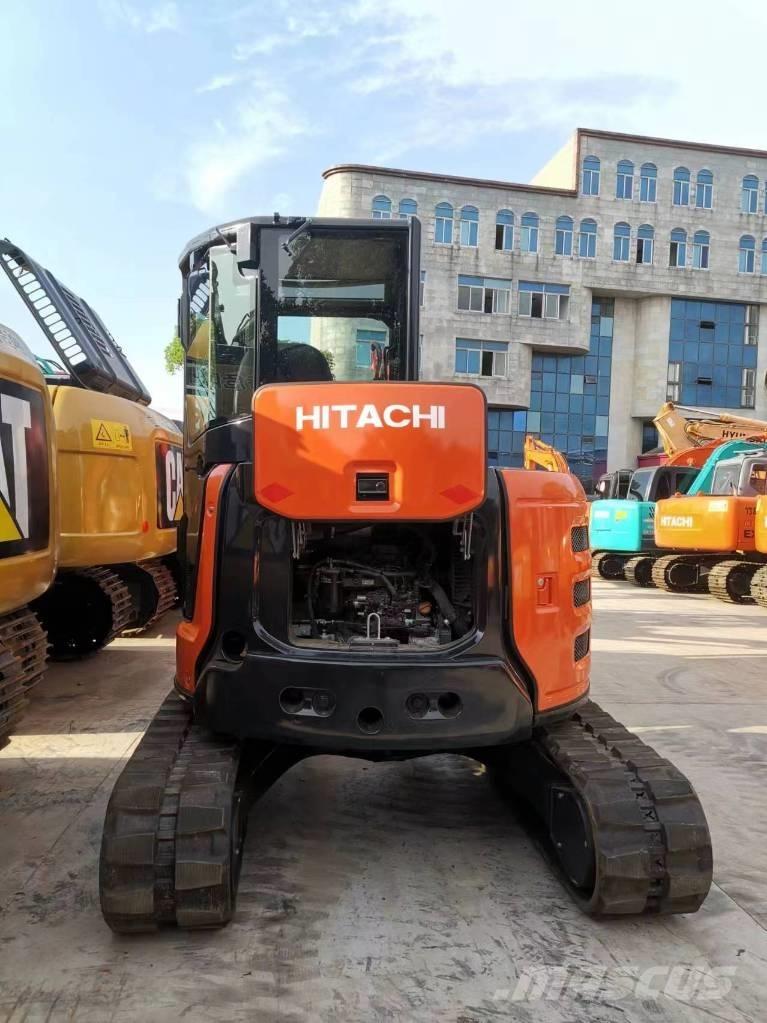 Hitachi ZX55USR 小型挖掘机