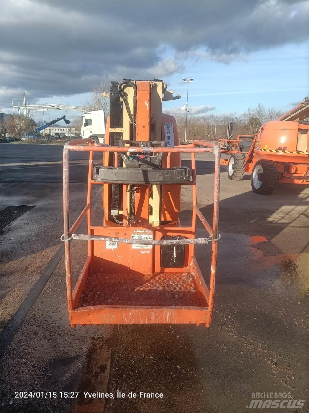 JLG T10E 其他升降机和高空作业平台