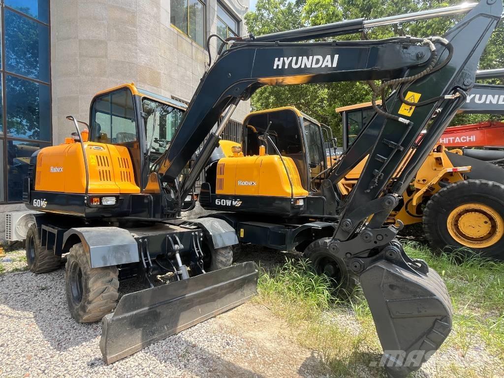 Hyundai R60W 轮式挖掘机