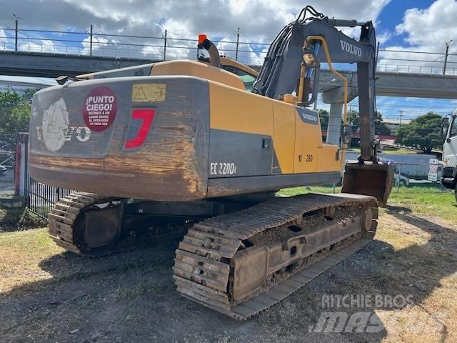 Volvo EC 220 DL 履带挖掘机