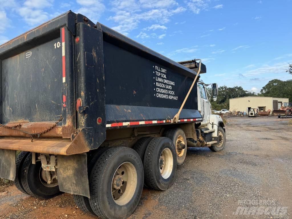Western Star 4700 自卸式货车