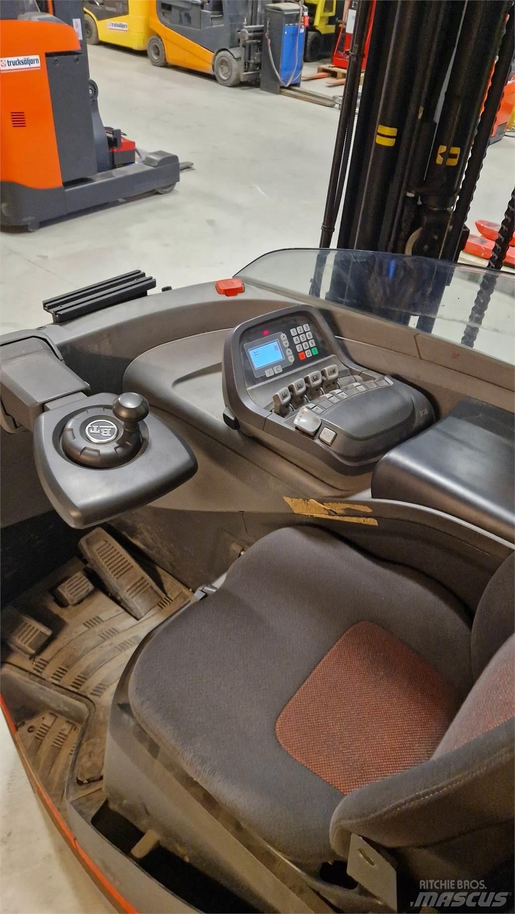 BT RRE160E 前移式叉车