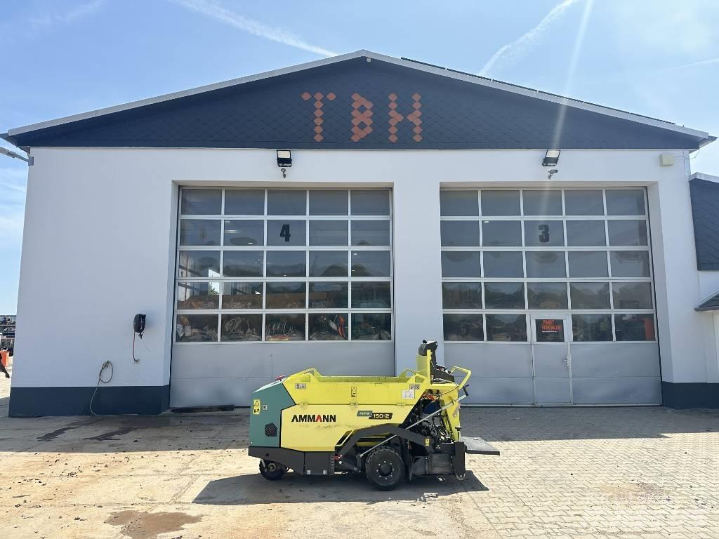 Ammann AFW 150-2 小型沥青摊铺机