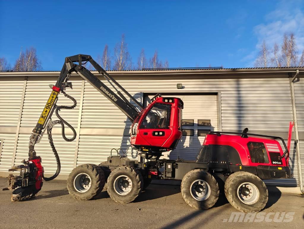 Komatsu 901 XC 收割机