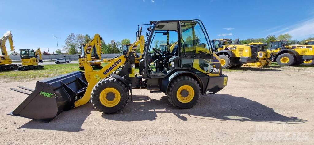 Komatsu WA 70 轮式装载机