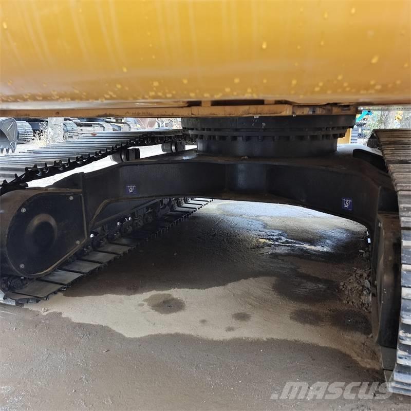 CAT 330 D 履带挖掘机