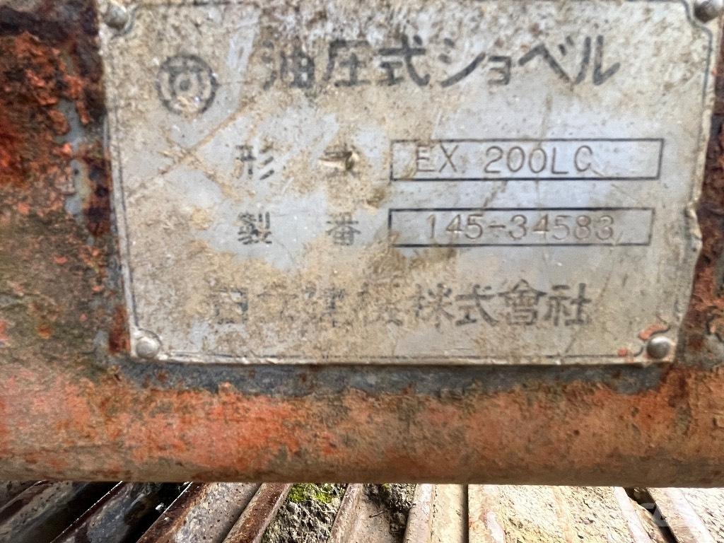 Hitachi EX 200-1 履带挖掘机