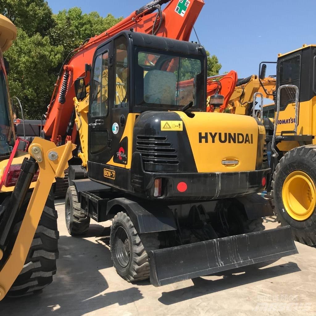 Hyundai 60 W 轮式挖掘机