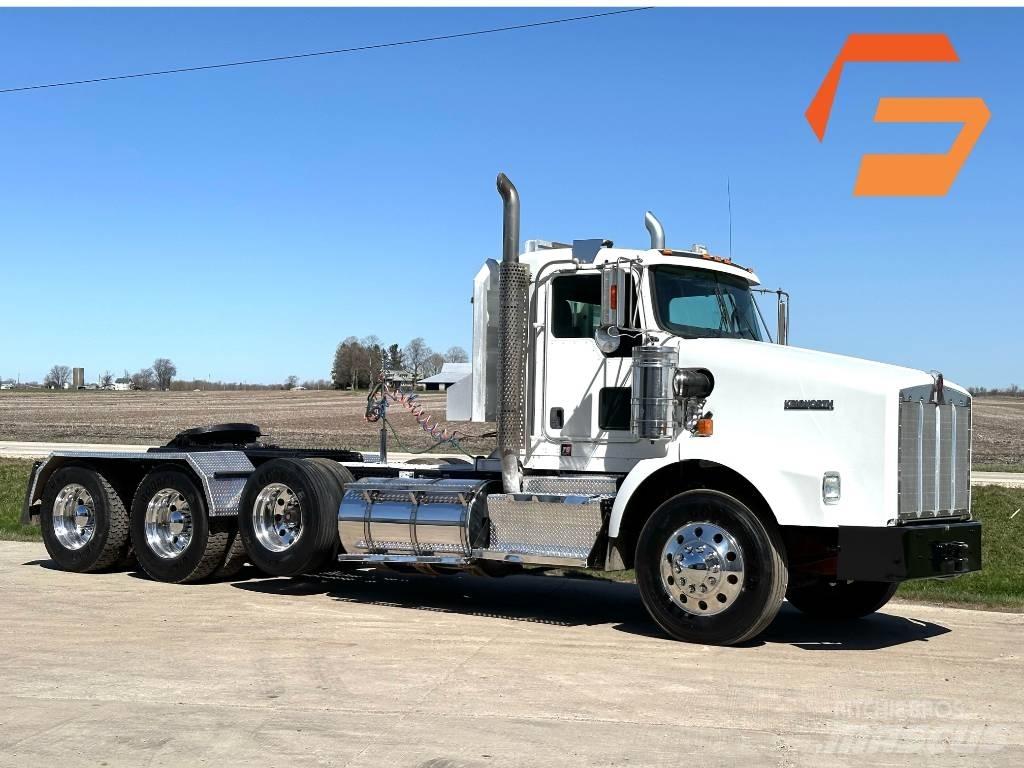 Kenworth T800 牵引车