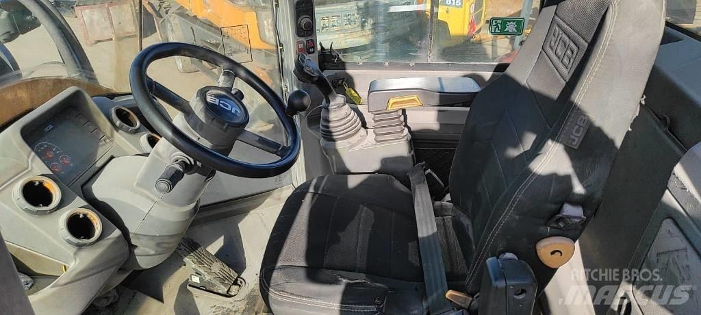 JCB 457 HT 轮式装载机