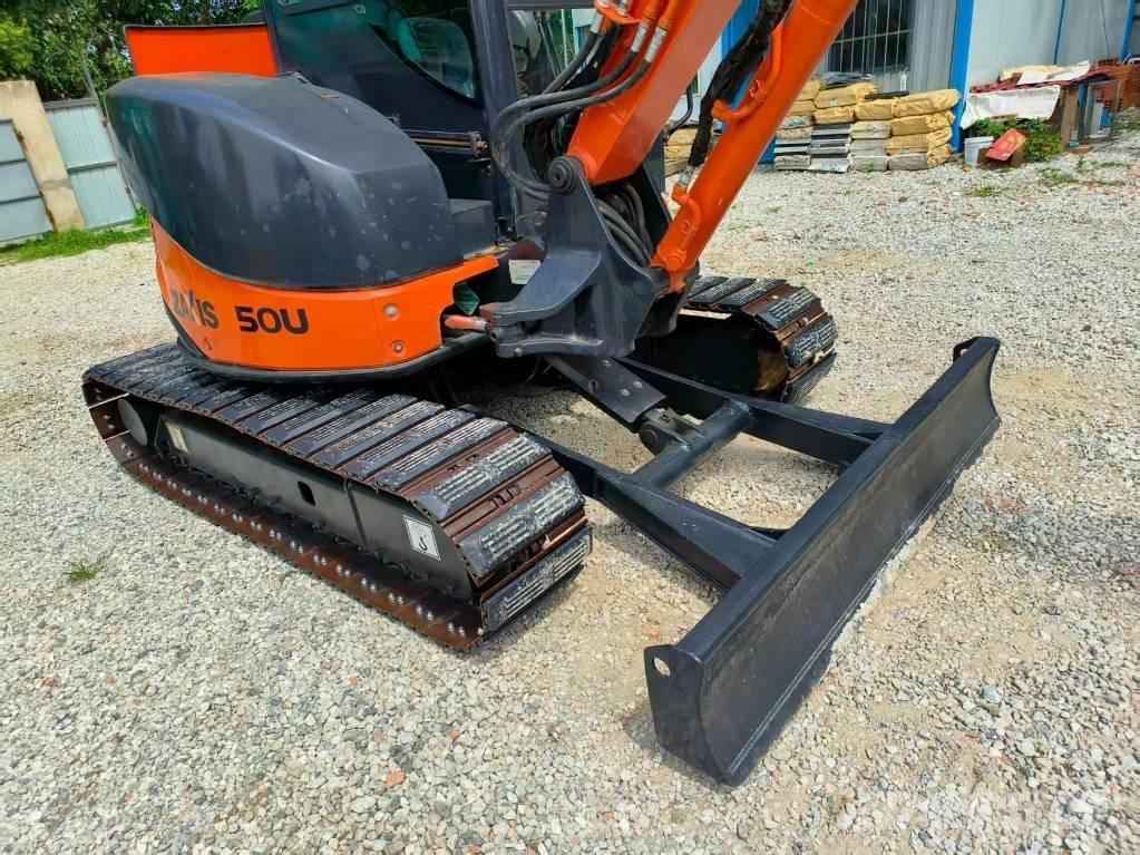 Hitachi ZX 50 U 小型挖掘机