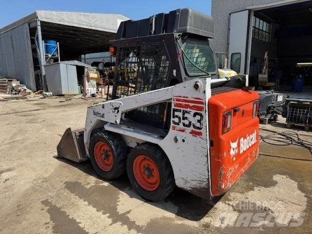 Bobcat 553 滑移装载机
